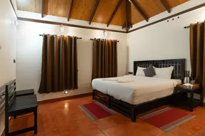 Backpackers Room Comfortable guest rooms at wayanad inside the Mountain Residence villa
